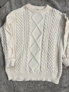 Aelfric Eden Cream Cable Knit Oversized Sweater Rory Gilmore Size M